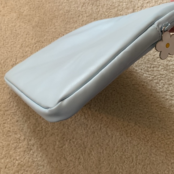 Primark Computer Padded Case In Light Blue With Flowers / Like New - Picture 9 of 17